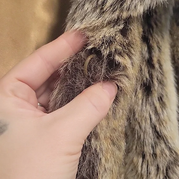 Lauren Ralph Lauren Faux Fur Vest - Picture 7 of 8